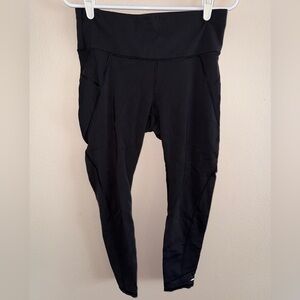 Athleta Women's Black Athletic Spandex Leggings w/‎ Reflectors size Medium